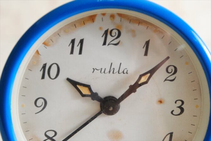 旧東ドイツ製 ヴィンテージ RUHLA 手巻き 目覚まし時計 ゼンマイ式
