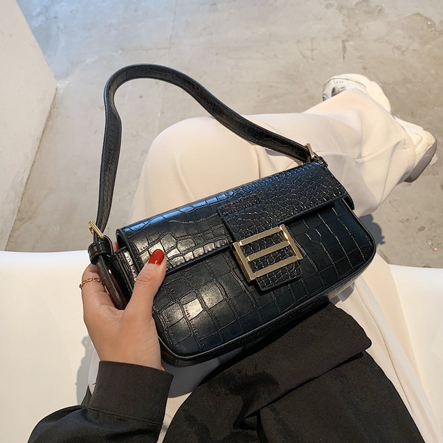 香港スタイルのレディースワンショルダー脇の下スモールバッグ女性2020人気の新しい流行のファッションネットセレブワイルドクロスボディスモールスクエアバッグ 手作りハンドバック27244169542