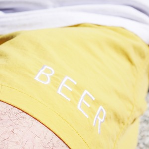 BEER ナイロンショーツ イエロー