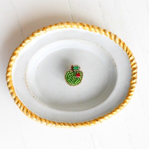 緑のりんご  ピンバッチ