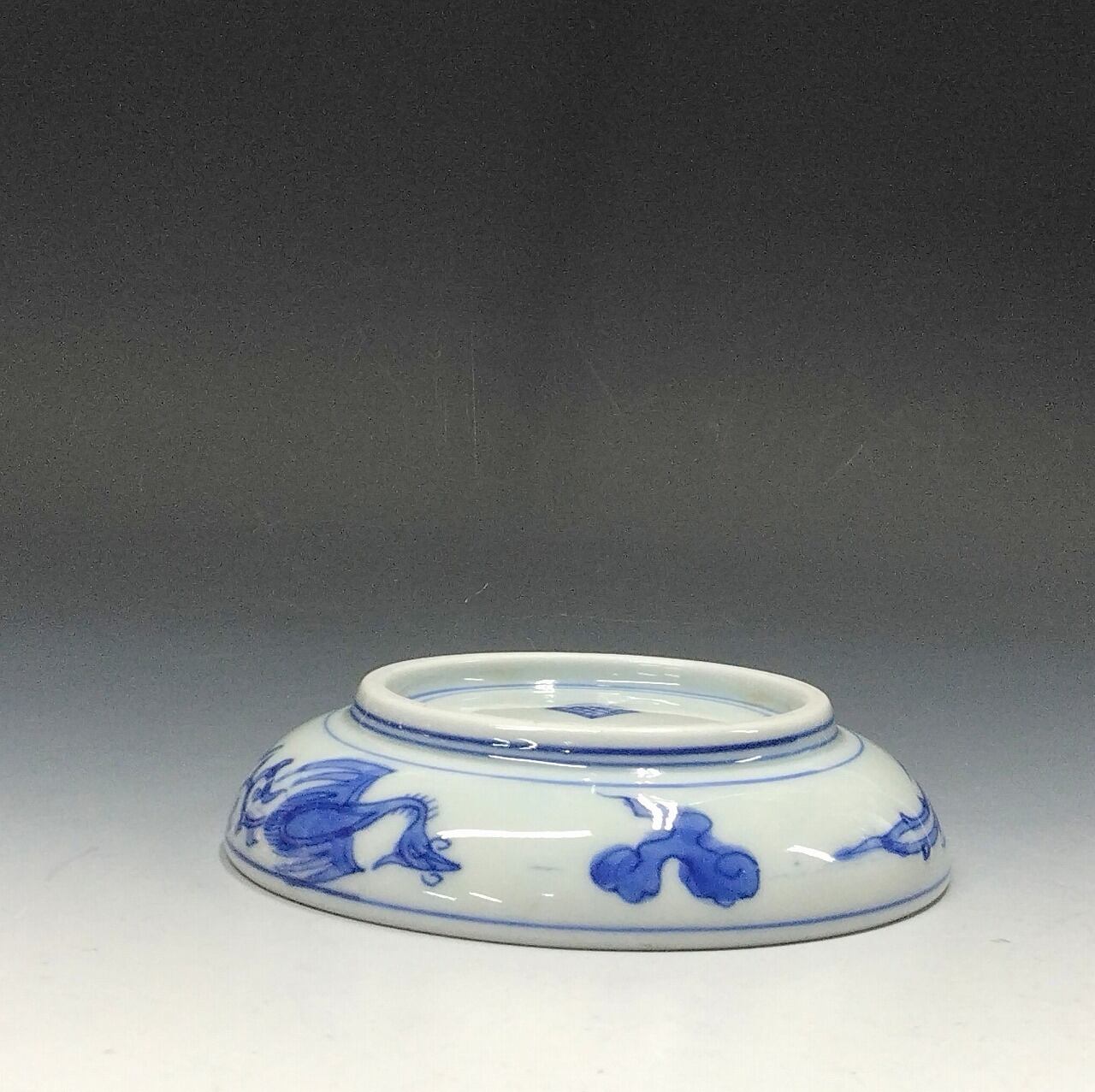 時代もの 銘；英山｜Eizan(愛知, 1890(明治)年頃) 手描 唐花尽染付