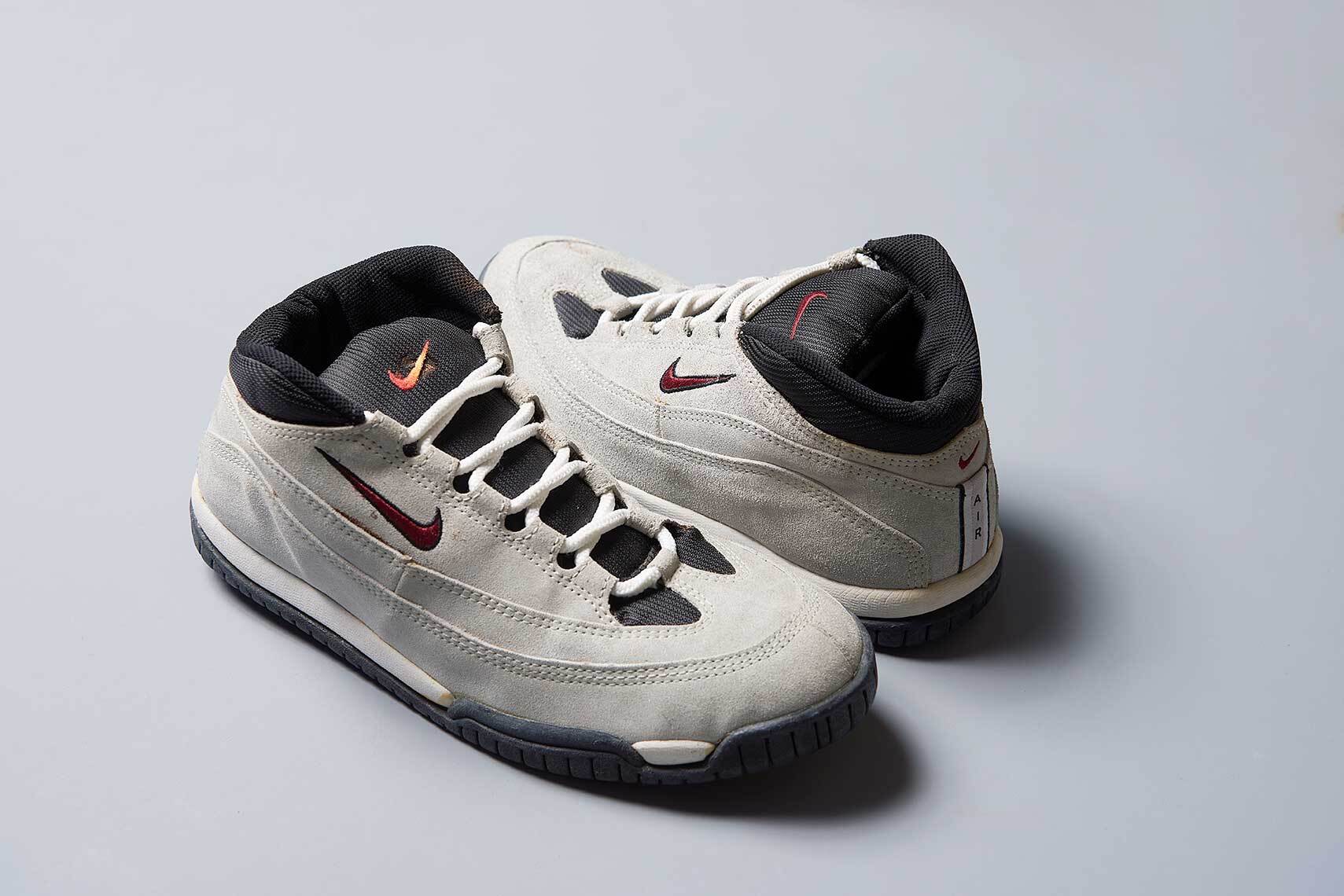 靴 NIKE AIR BLINDSPOT MID US10 NIKE AIR BLINDSPOT MID | PLAYGROUND | スニーカーショップ