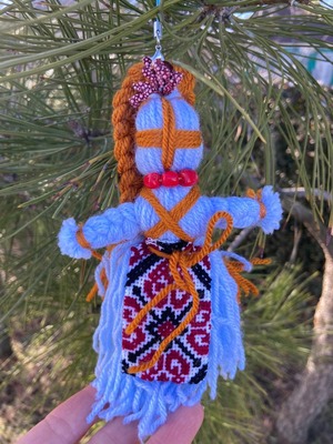 UA.Designer手作りモタンカ（ウクライナの御守り）