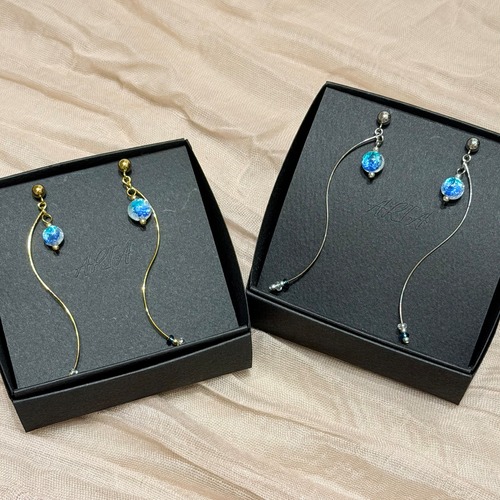【ホタルガラス】ロングピアス　BOX付　(A40-124)③.④