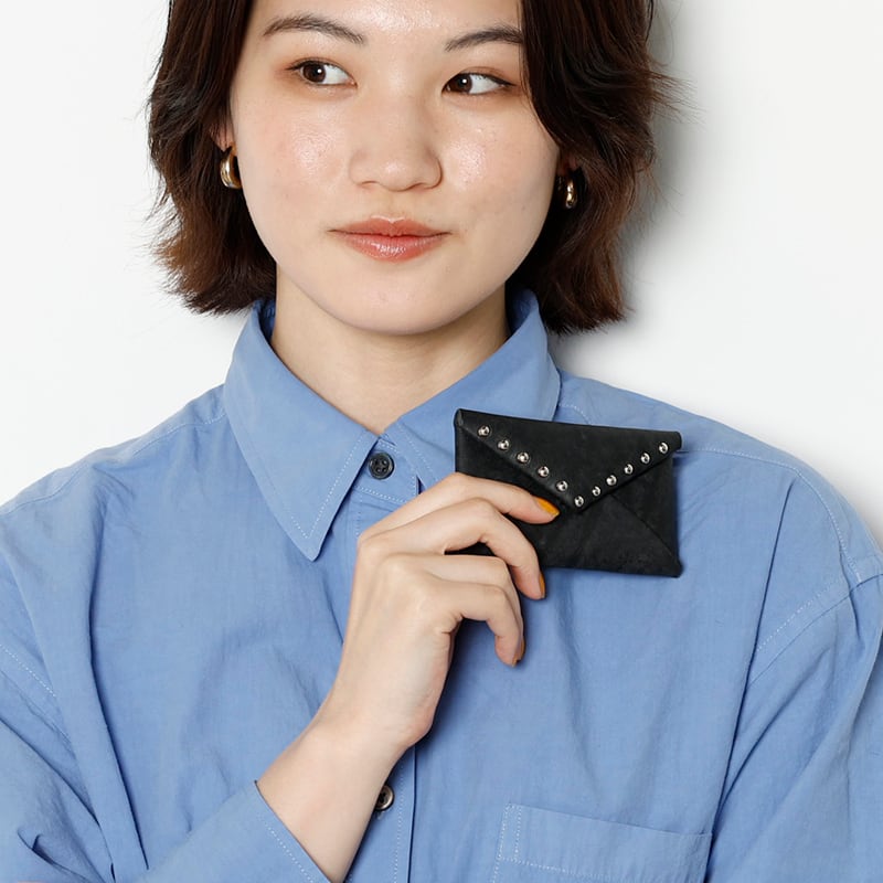 エンベロープ スタッズ カードケース(Envelope Studs Card Case エンベロープ スタッズ カードケース(Envelope Studs Card Case