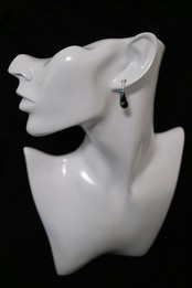 ズニ族 インレイピアス