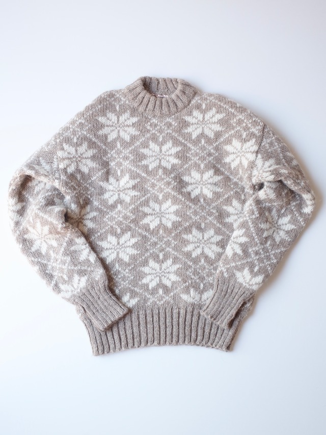 Iceland nordic pattern sweater