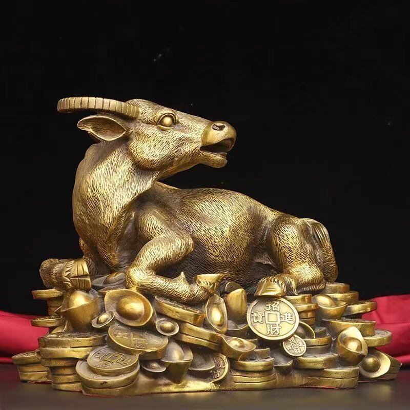 雄牛 置物 オブジェ 風水 金運 金色 インテリア 開運グッズ 縁起物