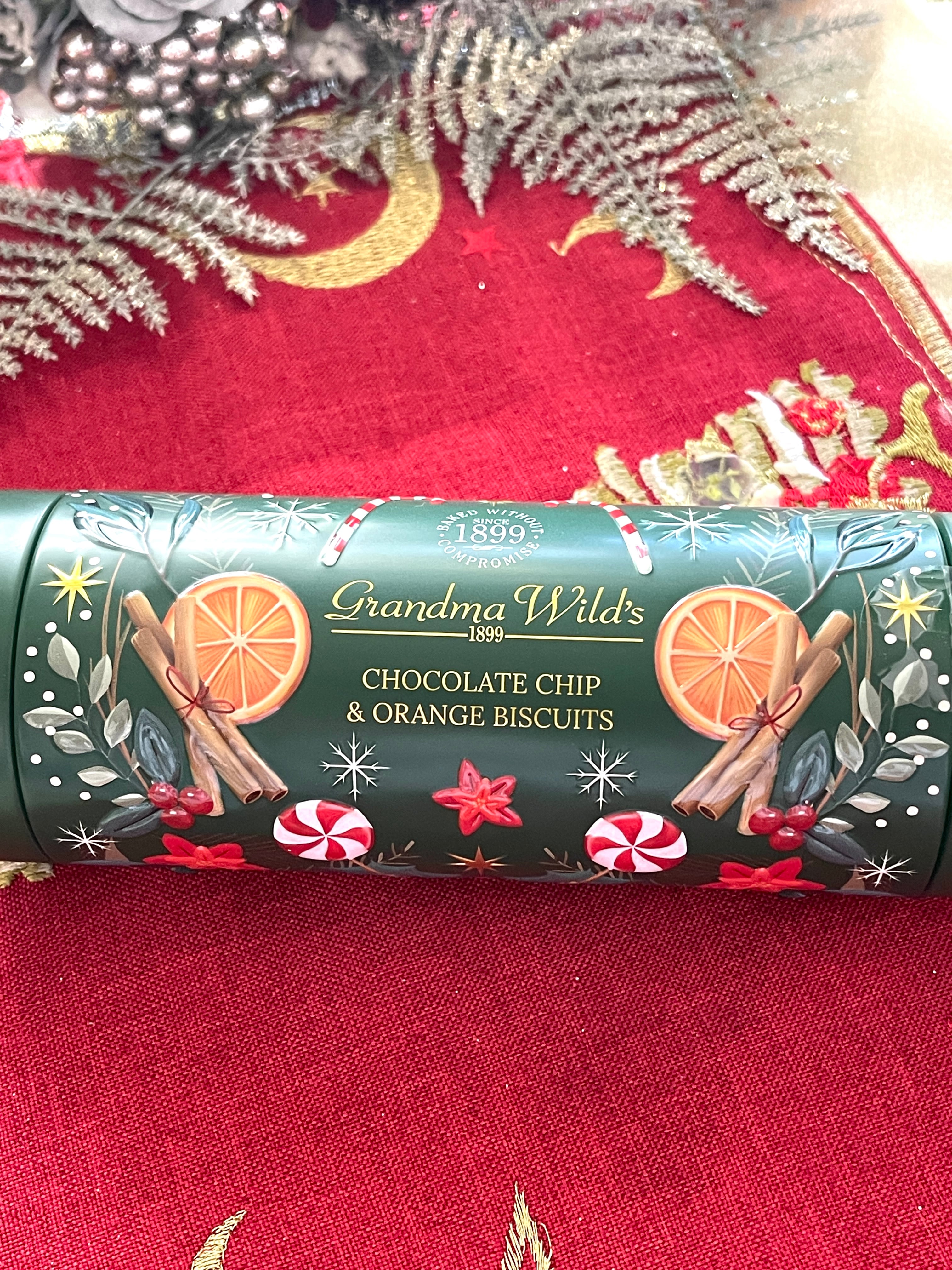 ◇グランマワイルズ◇キャンディクラッカー缶◇クリスマス◇チョコ