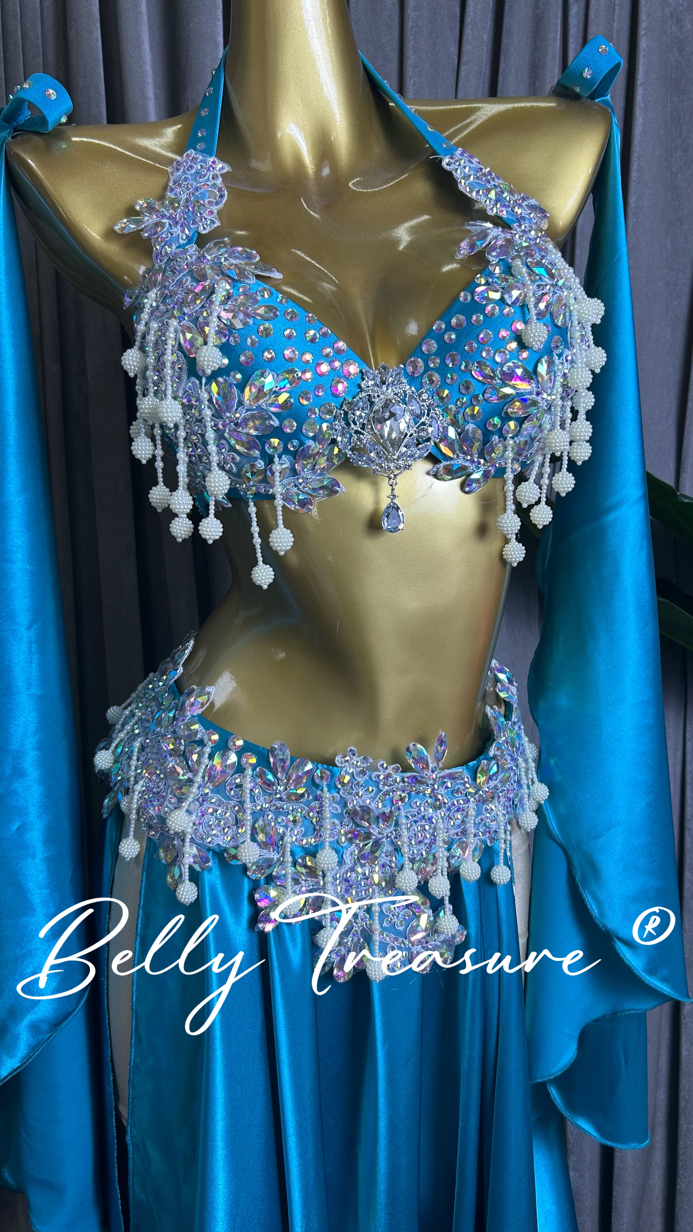 【新品未使用】ベリーダンスアイスブルー上品クラシックソングにピッタリ ベリーダンス衣装 ライトブルー CT0175 (M-L) - bachata ベリーダンス