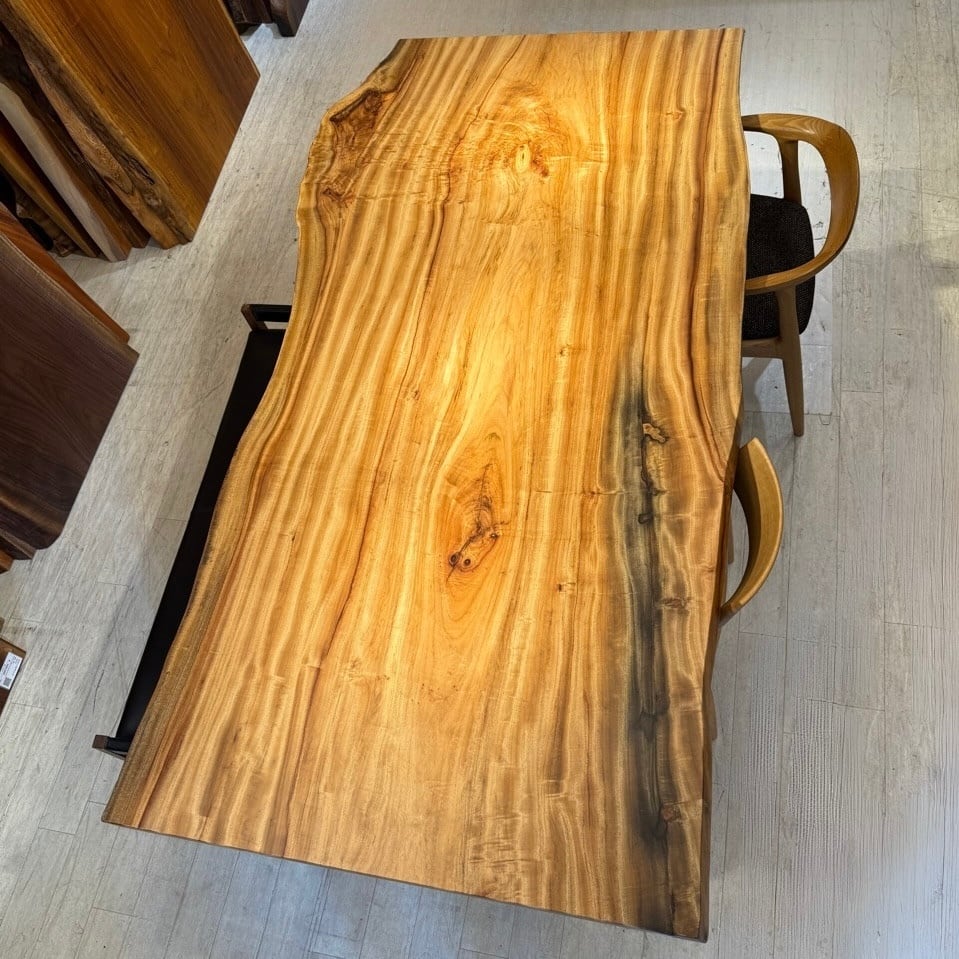楠（クス） 一枚板 | 千年家具 - 一枚板 テーブル専門店
