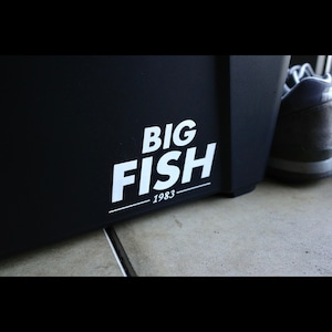 BIGFISH1983 ロゴカッティングステッカー