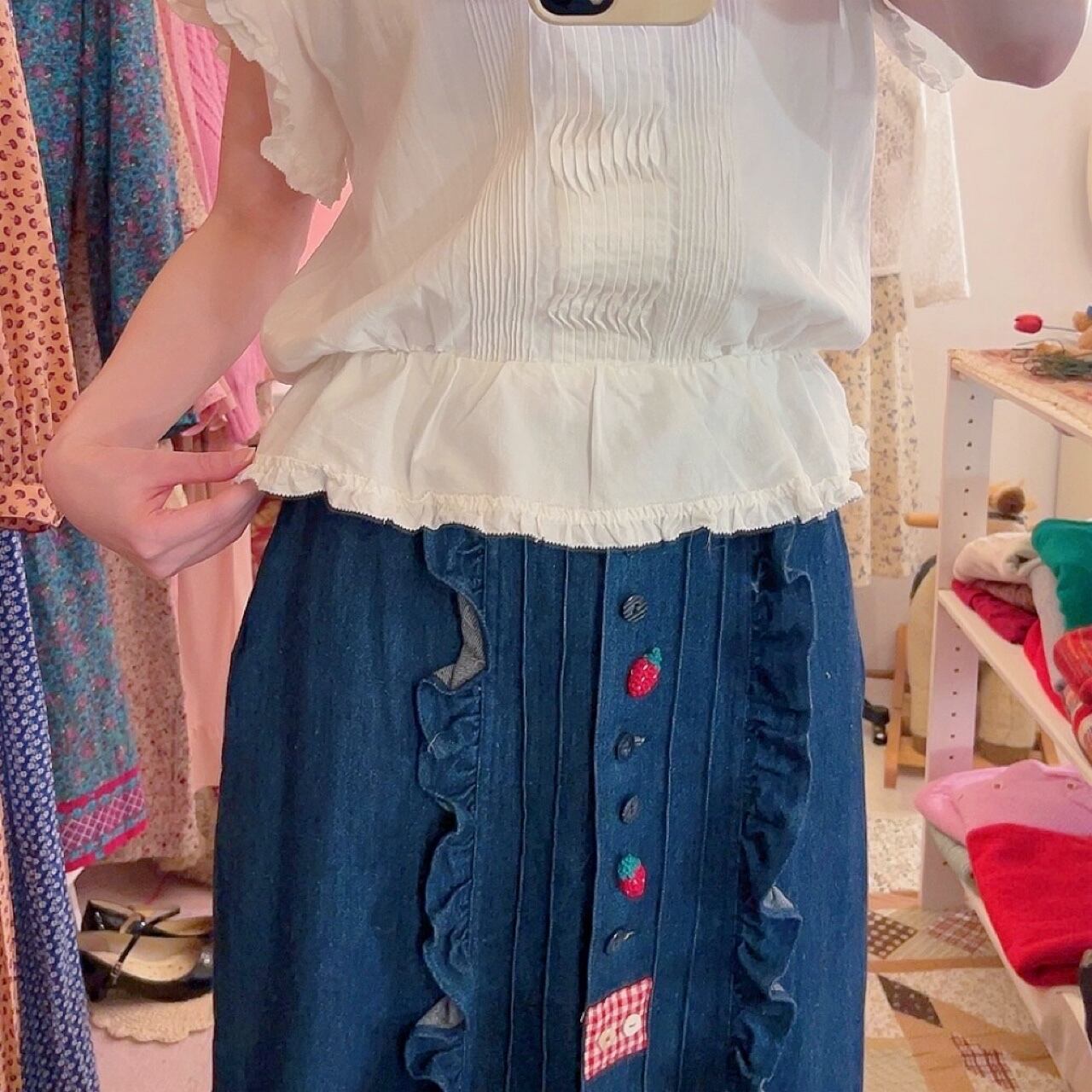 INGEBORG / frill collar ribbon blouse
