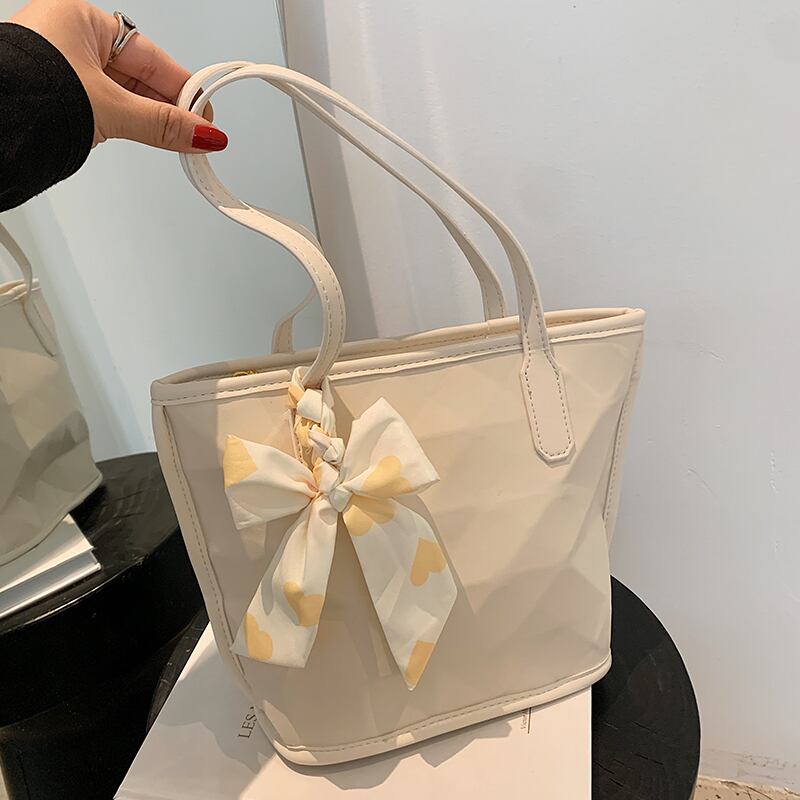 サマースカーフ レッド 夏物 トートバッグ シルク Tiancai_Wing_Bag51553195475