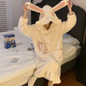 【送料無料】 ふわふわ モコモコ もこもこ 厚手 フリース ルームウェア パジャマ 部屋着 寝巻き 着ぐるみ 前ボタン 前あき カーディガン 長袖 フード付き フーディ ワンピース ロングワンピース ルームワンピ うさぎ ウサギ 耳付き うさ耳 フリル 可愛い 大人 かわいい ガーリー お泊り 旅行 秋 冬 ラクチン ゆったり あったか ふんわり 大きいサイズ アイボリー ピンク ブルー パープル