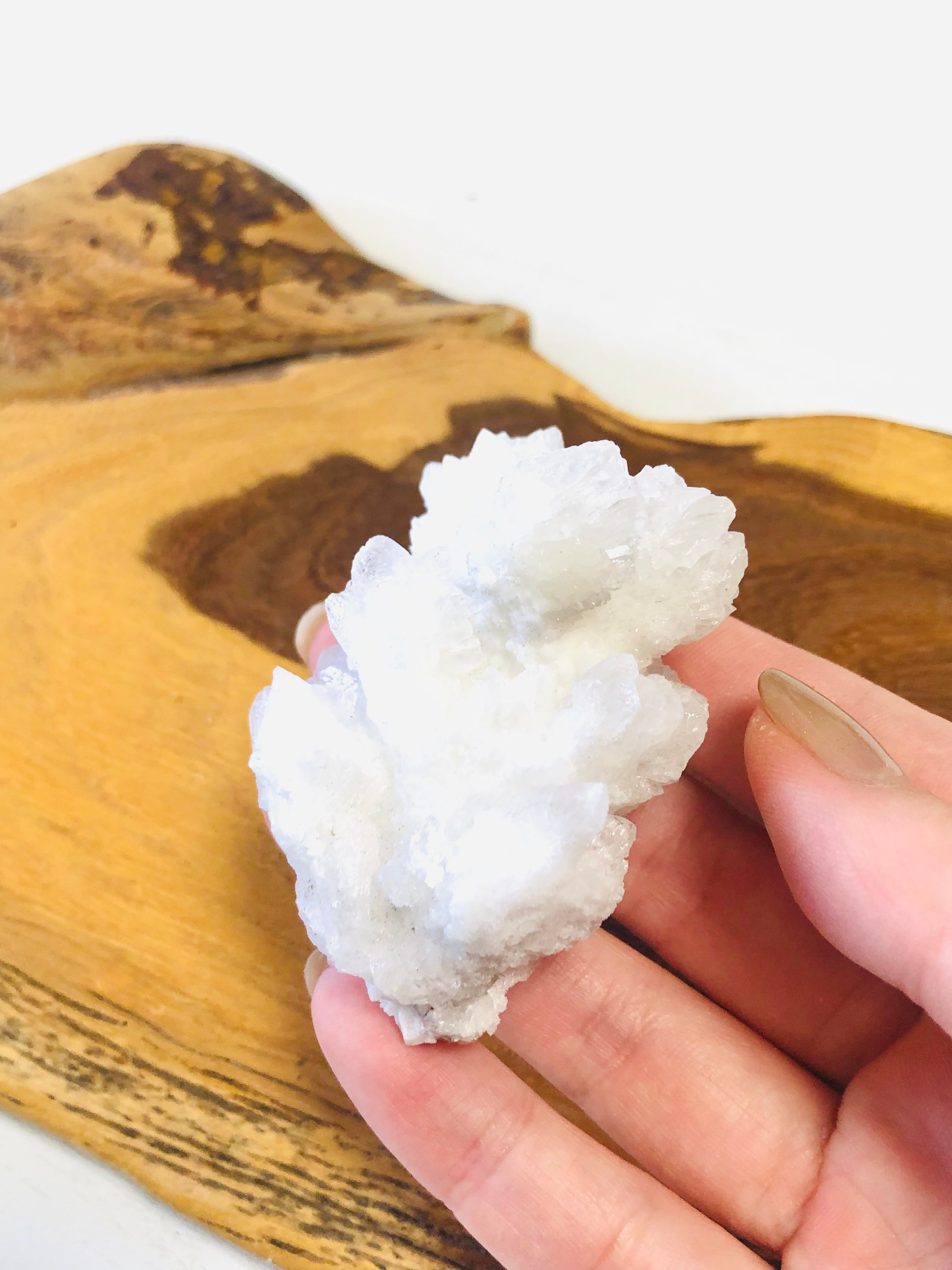 希少！ホワイトアラゴナイト（フロスフェリ）クラスター原石