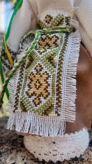 UA.Designer手作りモタンカ 25cm（ウクライナの御守り）