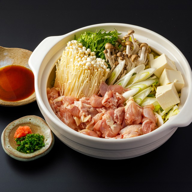 【送料無料】 鳥取　大山鶏、もも肉鍋　和風コラーゲン出し汁付き（5～6人前）