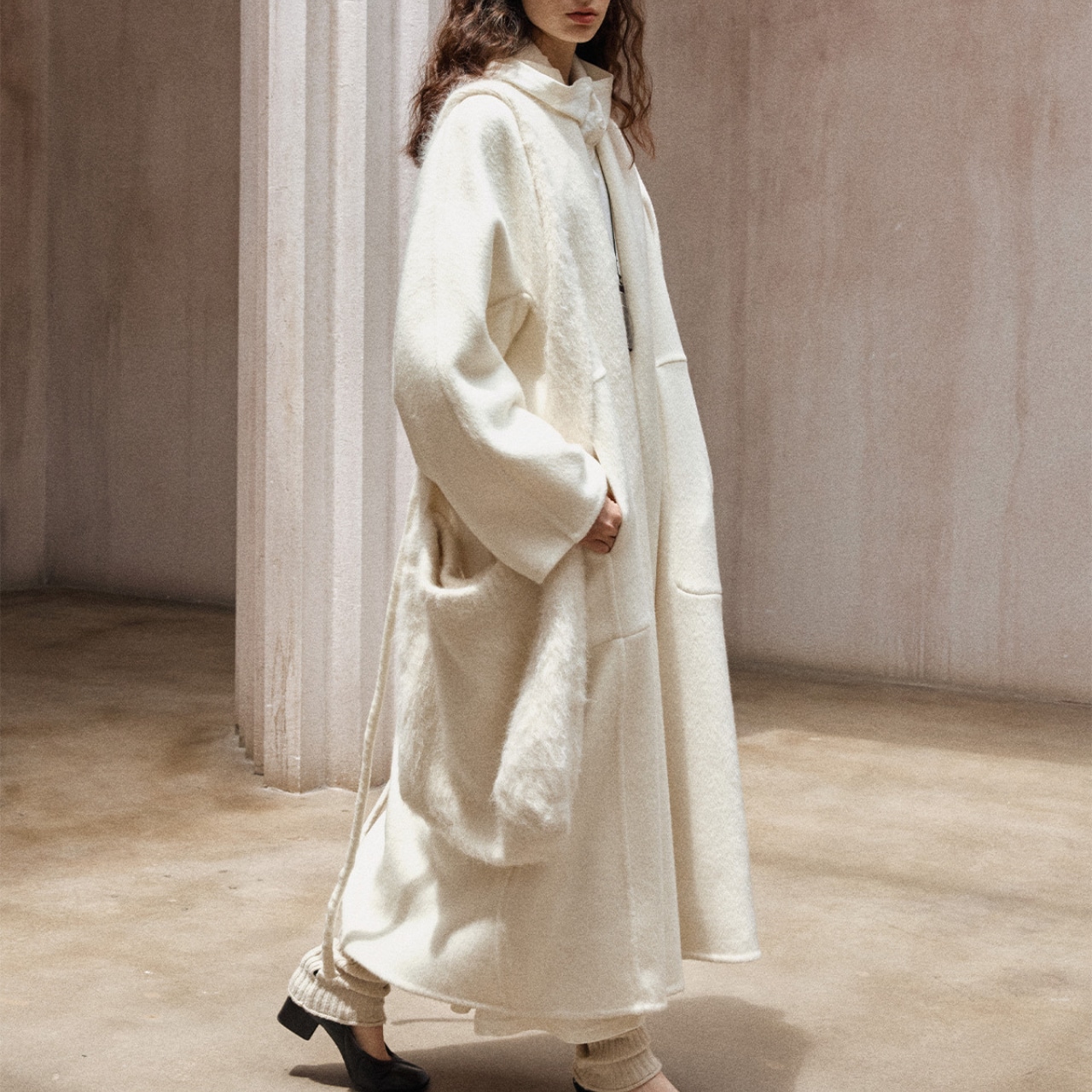 Fuzzy Shoulder Bag T3779