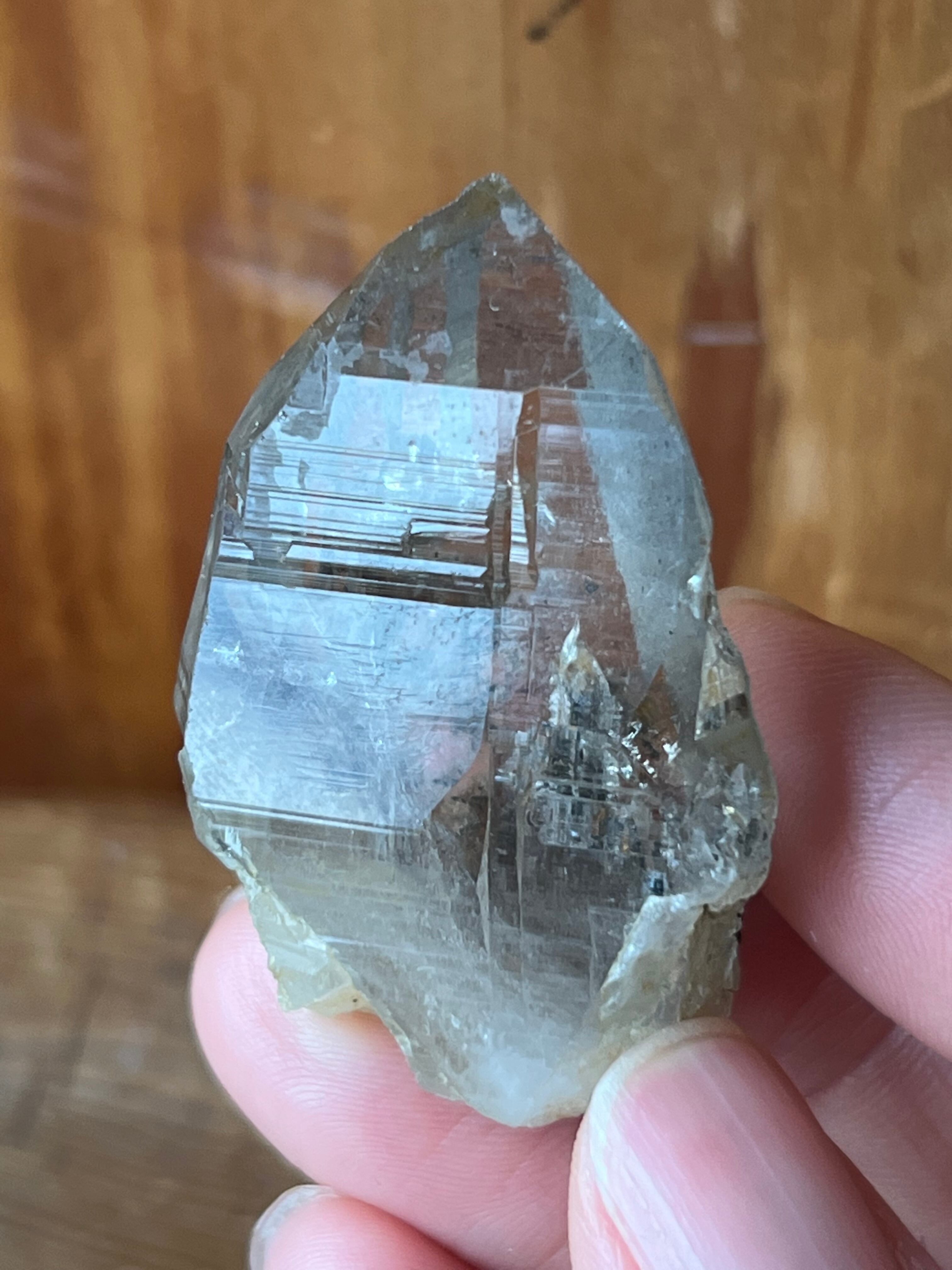 【君から不安が無くなる方法】薄っすらスモーキー ヒマラヤ産クリスタル 32g