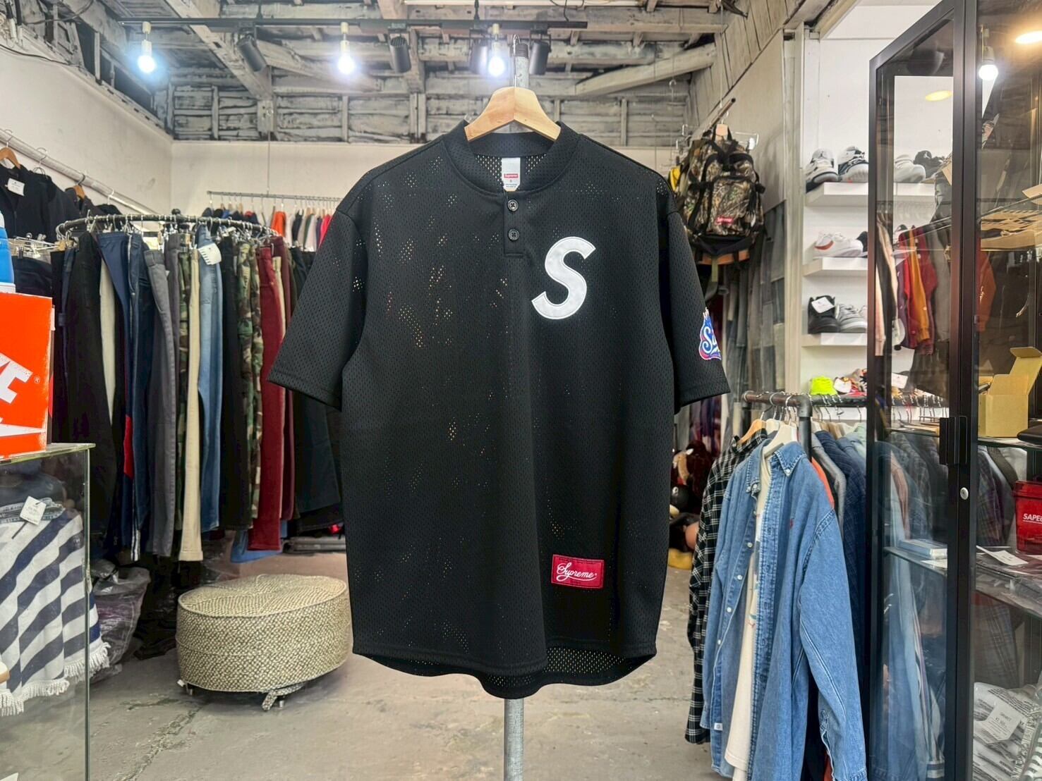 Supreme S LOGO BASEBALL HENLEY BLACK SMALL 53476 | BRAND BUYERS OSAKA