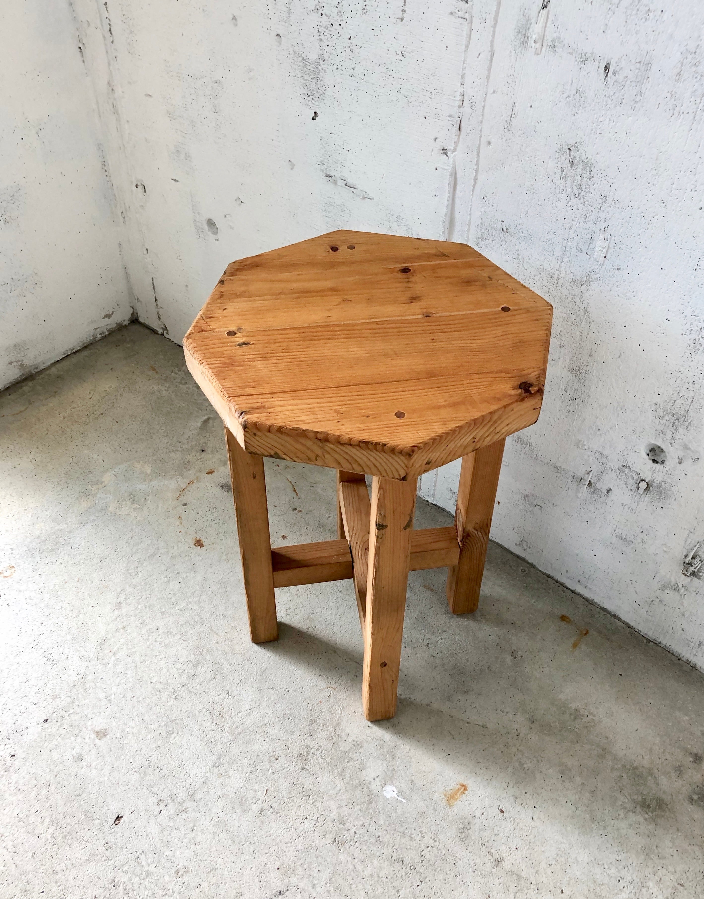 ナチュラル木味のスツール［古家具］ | giraffes craft