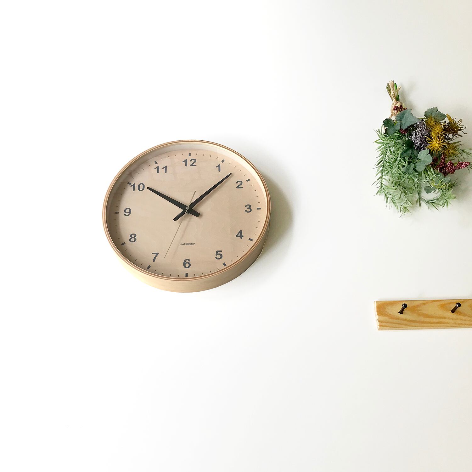 KATOMOKU plywood clock シナ文字盤 km-34L | 加藤木工株式会社 online