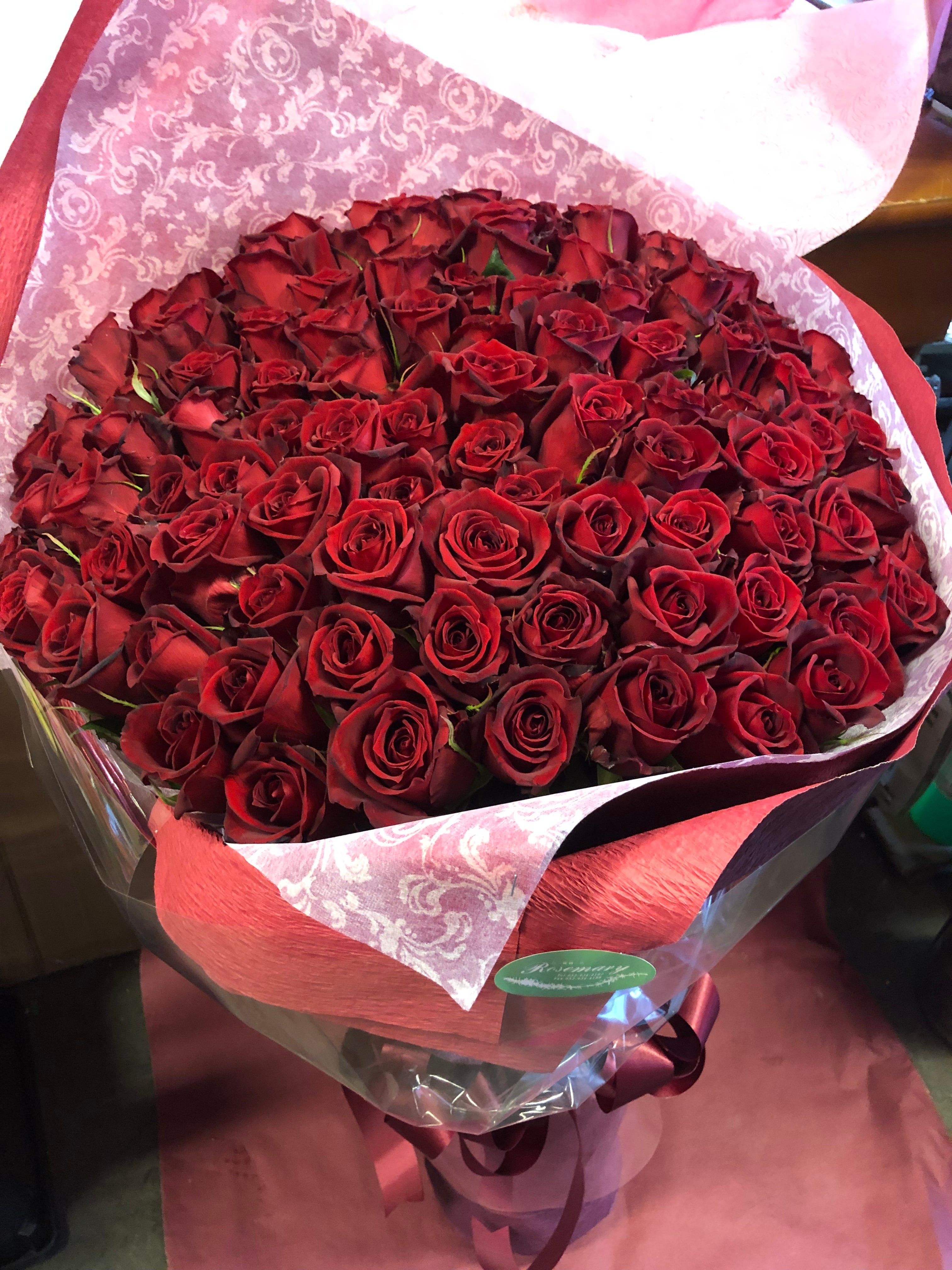 赤薔薇 108本の花束（ご予約商品） | 花と雑貨の店 ローズマリー