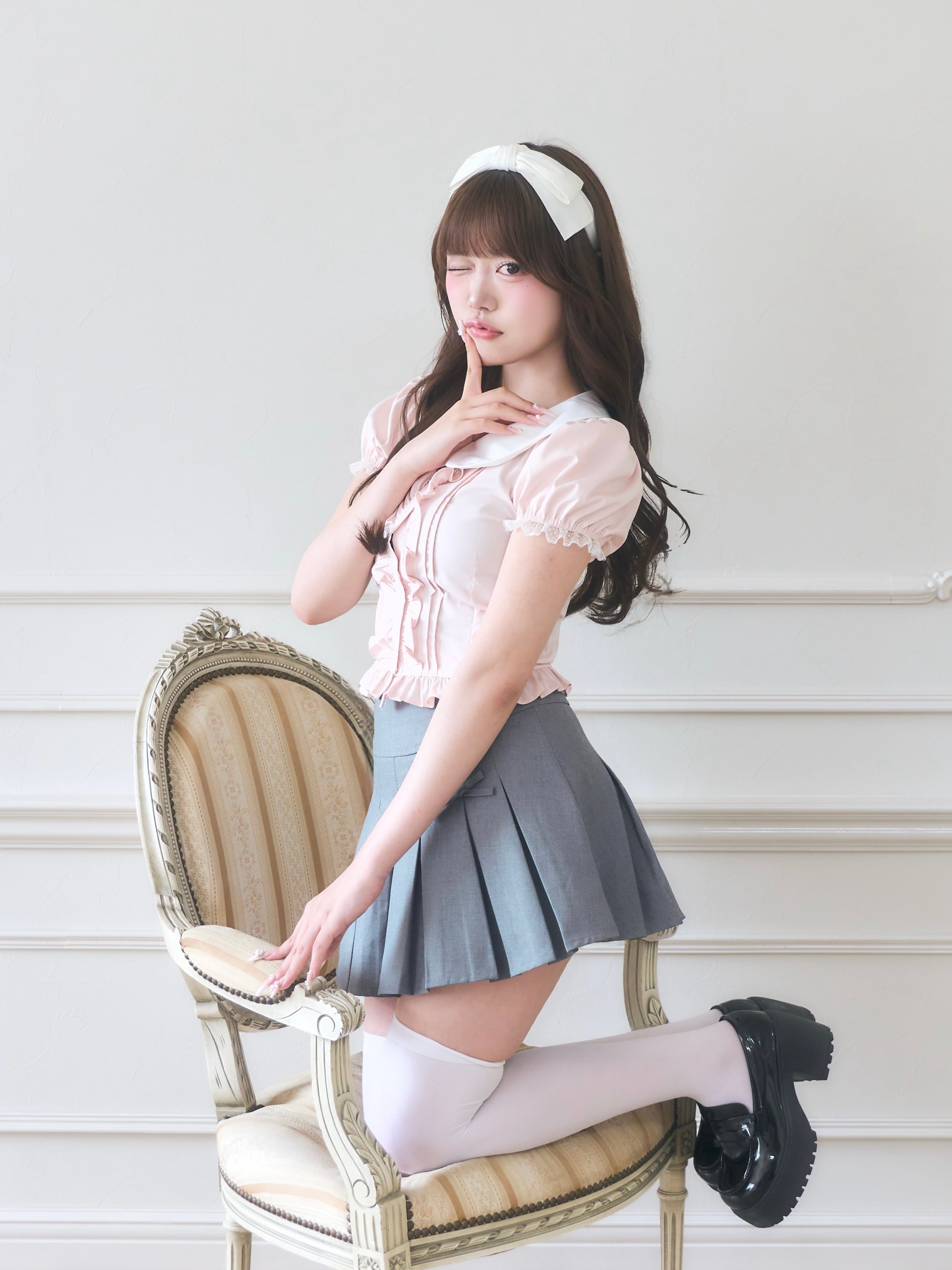 charmant  pretty set up