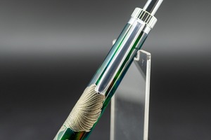 【科学技術と芸術の宝石】 ハイブリッドオパール 漆 泡沫 silver BP
