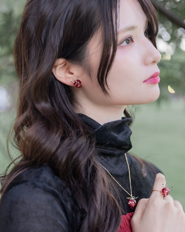 Velvet Strawberry – Petite