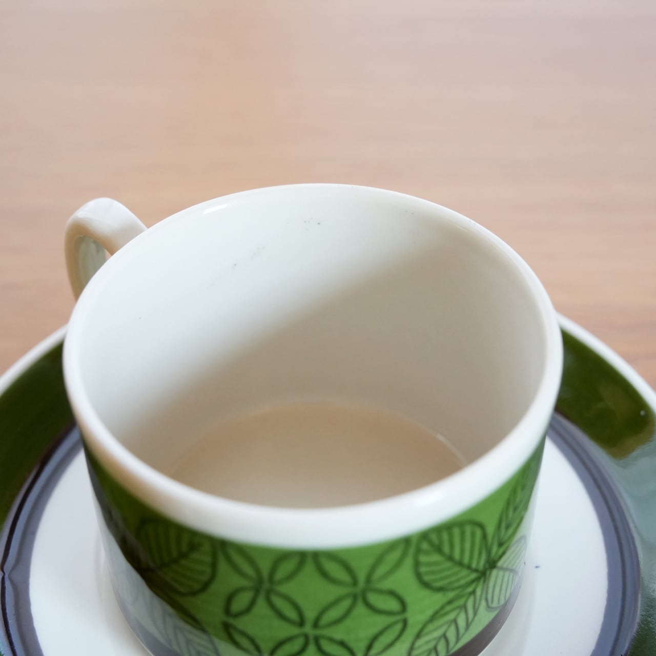 ゲフレ Gefle ［EVA］カップ＆ソーサー | TORi loppis トリロッピス