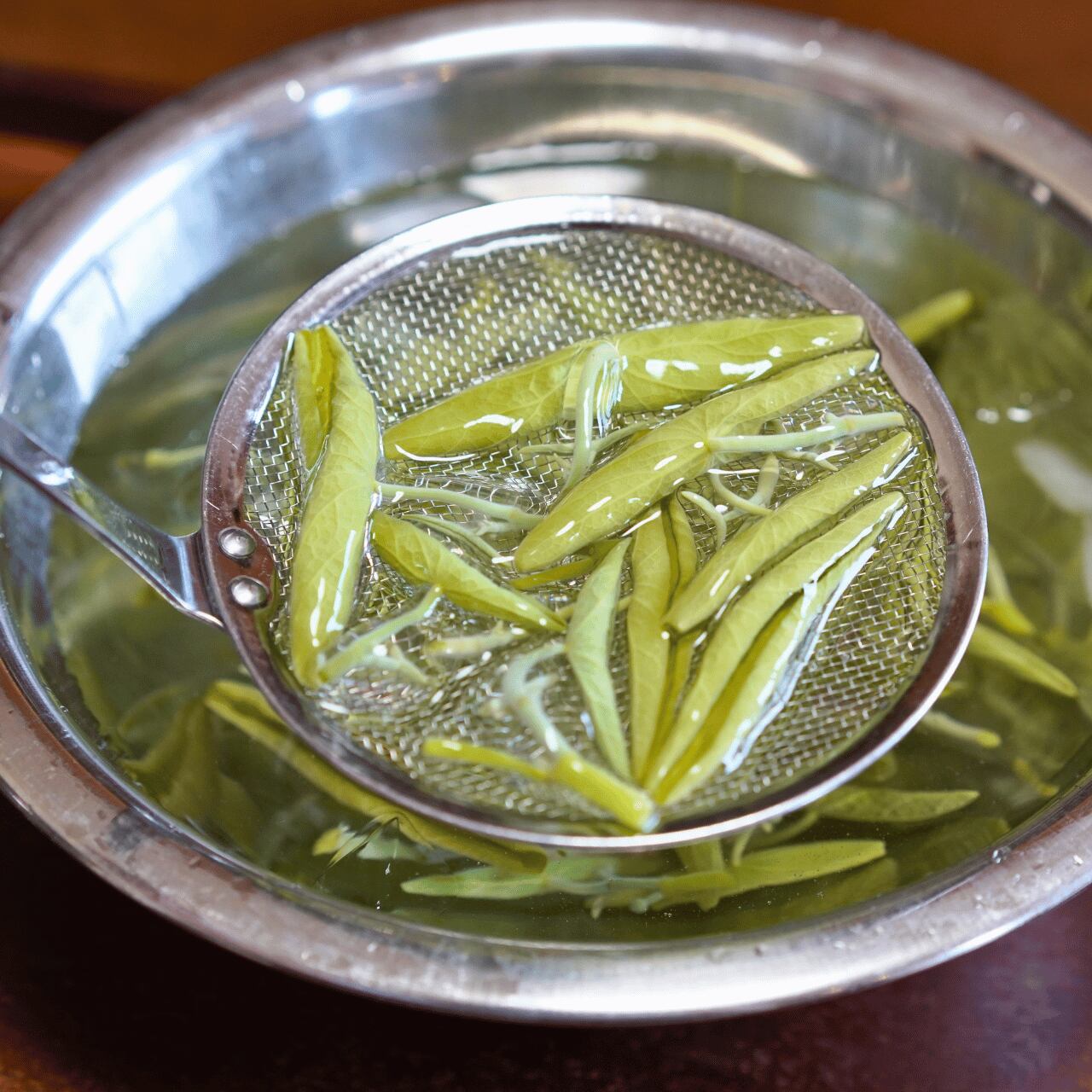 農地直送！秋田県三種町翡翠生じゅんさい500g クロネコ連携便対応 生 