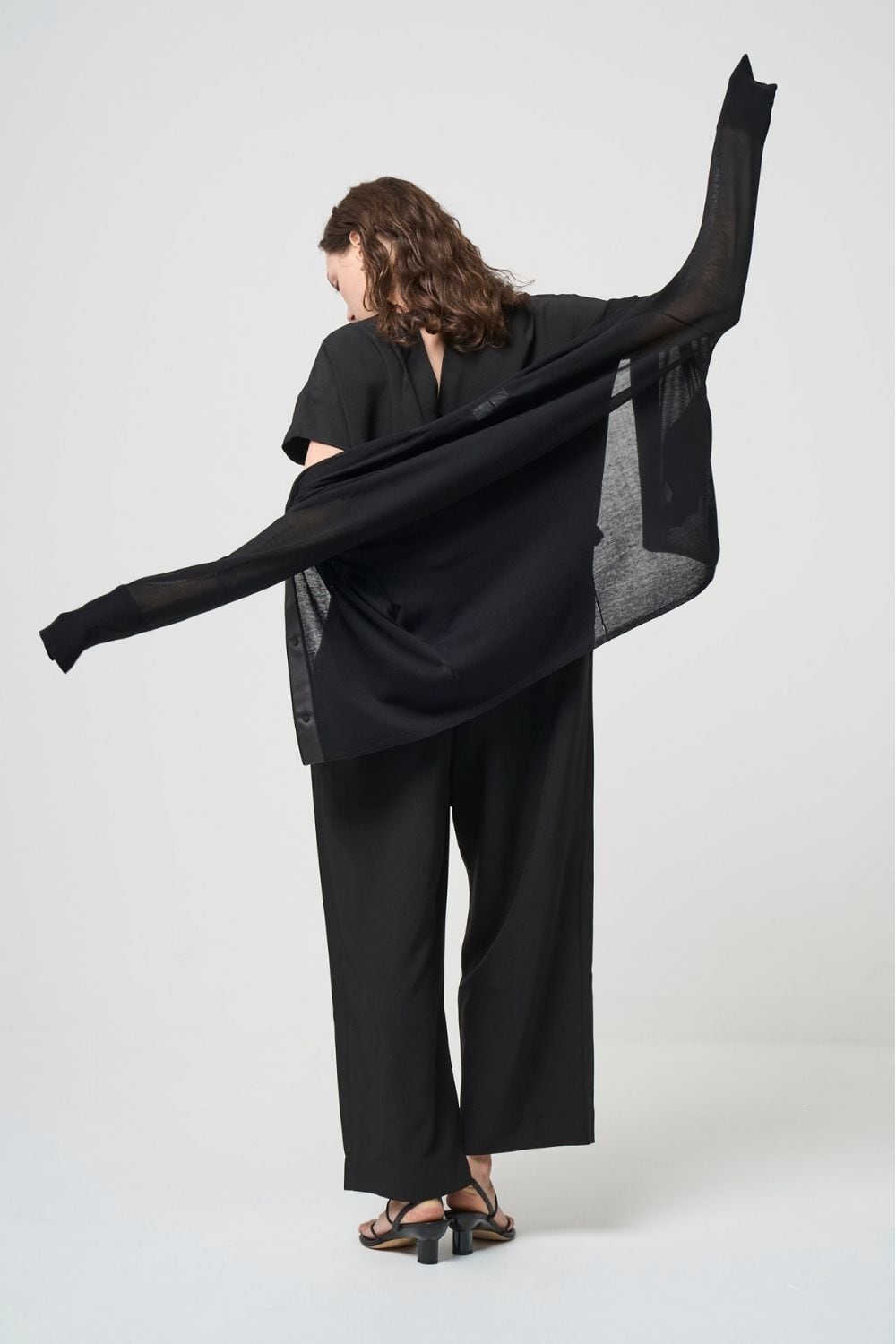 3/10発売開始 / Breathable Cotton Cardigan - BLACK | seven dot