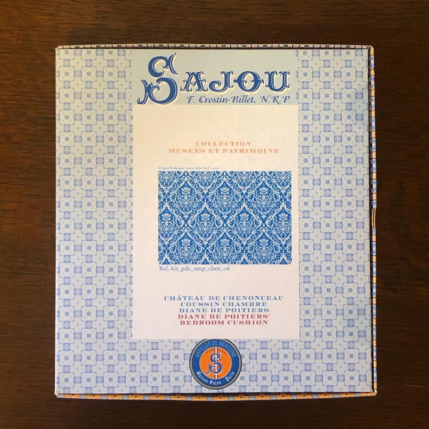 Sajou クロスステッチキット « Château de Chenonceau - Coussin chambre Diane de Poitiers »