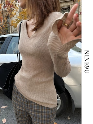 v-neck flare-sleeve sleeve-cut knit 2color【NINE7372】
