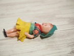 イタリアの小さなおしゃれドール　イエロースカート 画像13