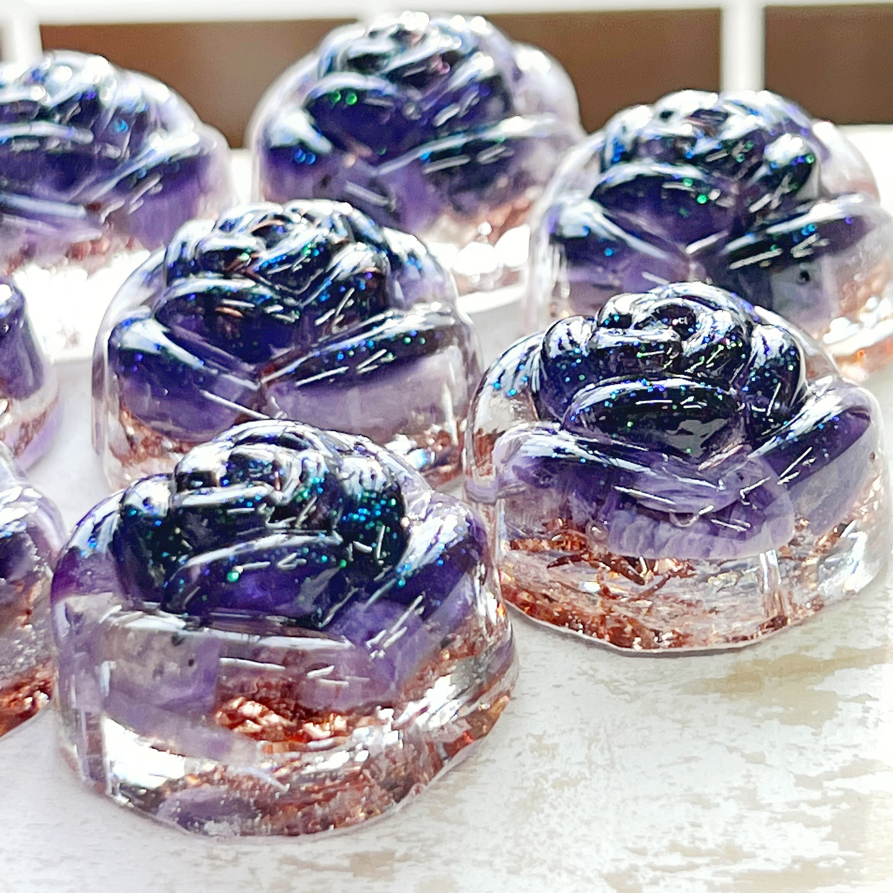 ミニバラ型オルゴナイト チャロアイト&アメジスト