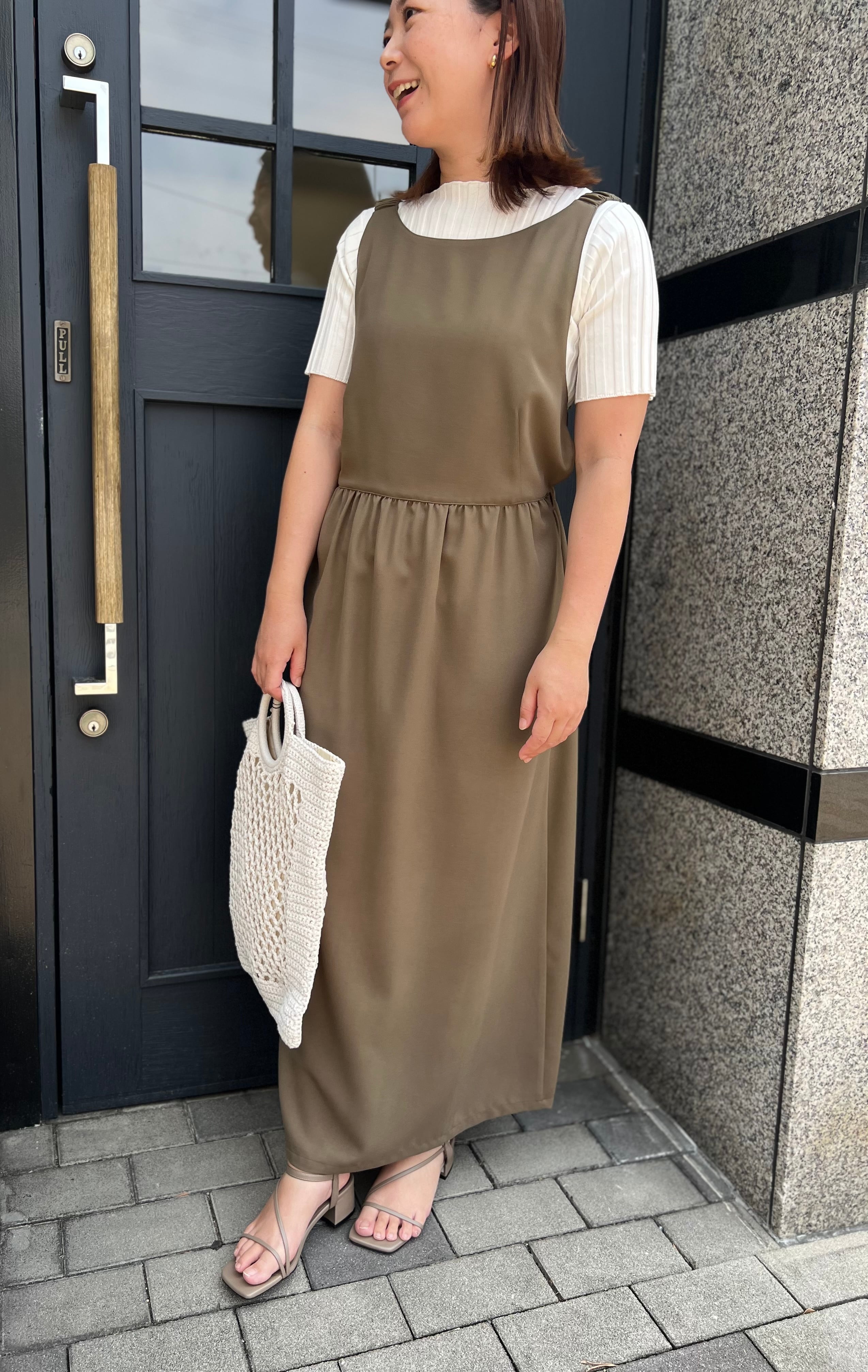 【PASSIONE】バックデザインジャンパースカート 516108