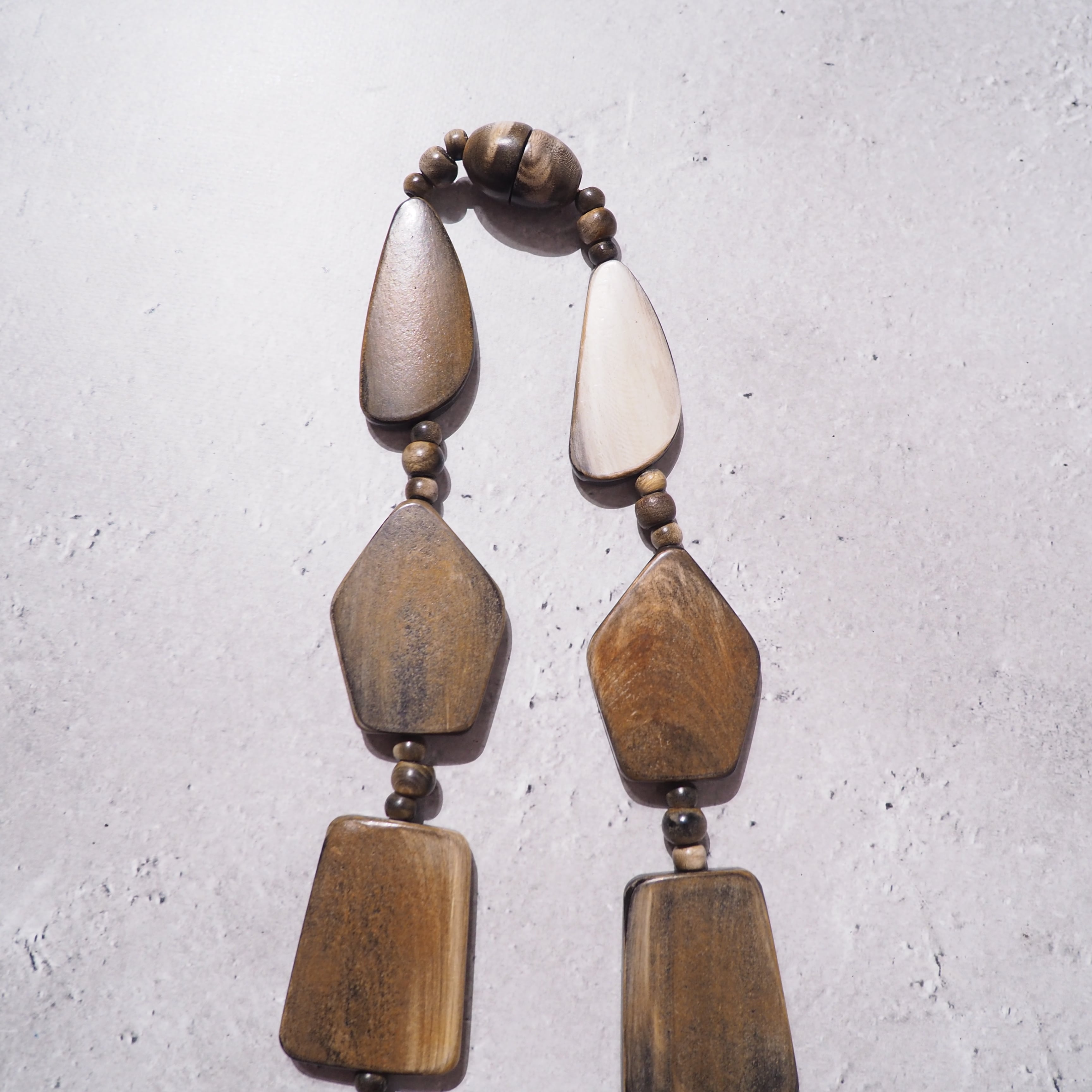 " Unknown " Irregular Wood plate Combination necklace