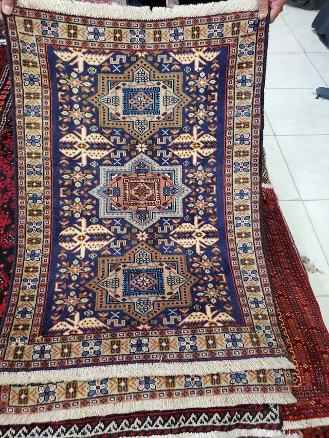 絨毯クエスト48【No.56】 ※現在、こちらの商品はイランに置いてあります。ご希望の方は先ずは在庫のご確認をお願いします。