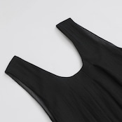 静かな黒を纏う、深めUネックワンピース 《P0289》