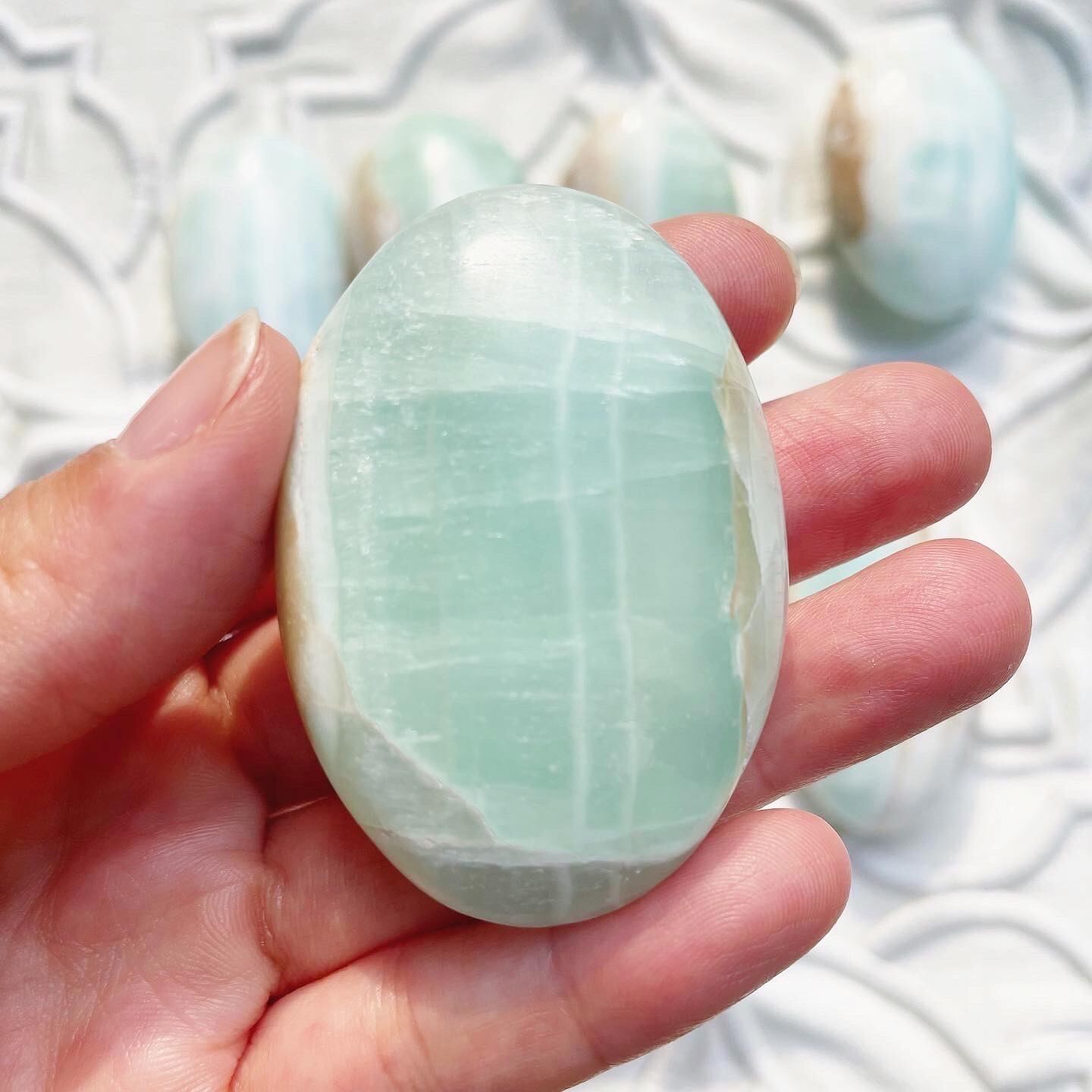 Caribbean Blue Calcite Palm 8