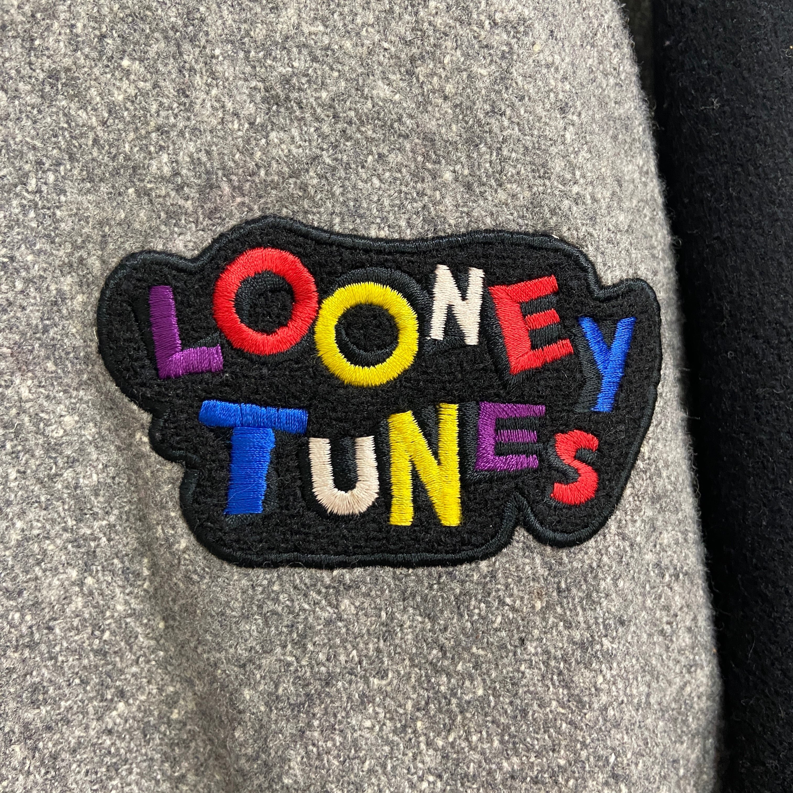 90s LOONEY TUNES ウールスタジャン ルーニーテューンズ | 古着 90s LOONEY TUNES ウールスタジャン ルーニーテューンズ | 古着