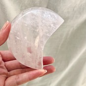 ムーンディッシュ＊ローズクォーツ＊お月様のお皿＊アクセサリートレイ＊天然石インテリア＊置き物