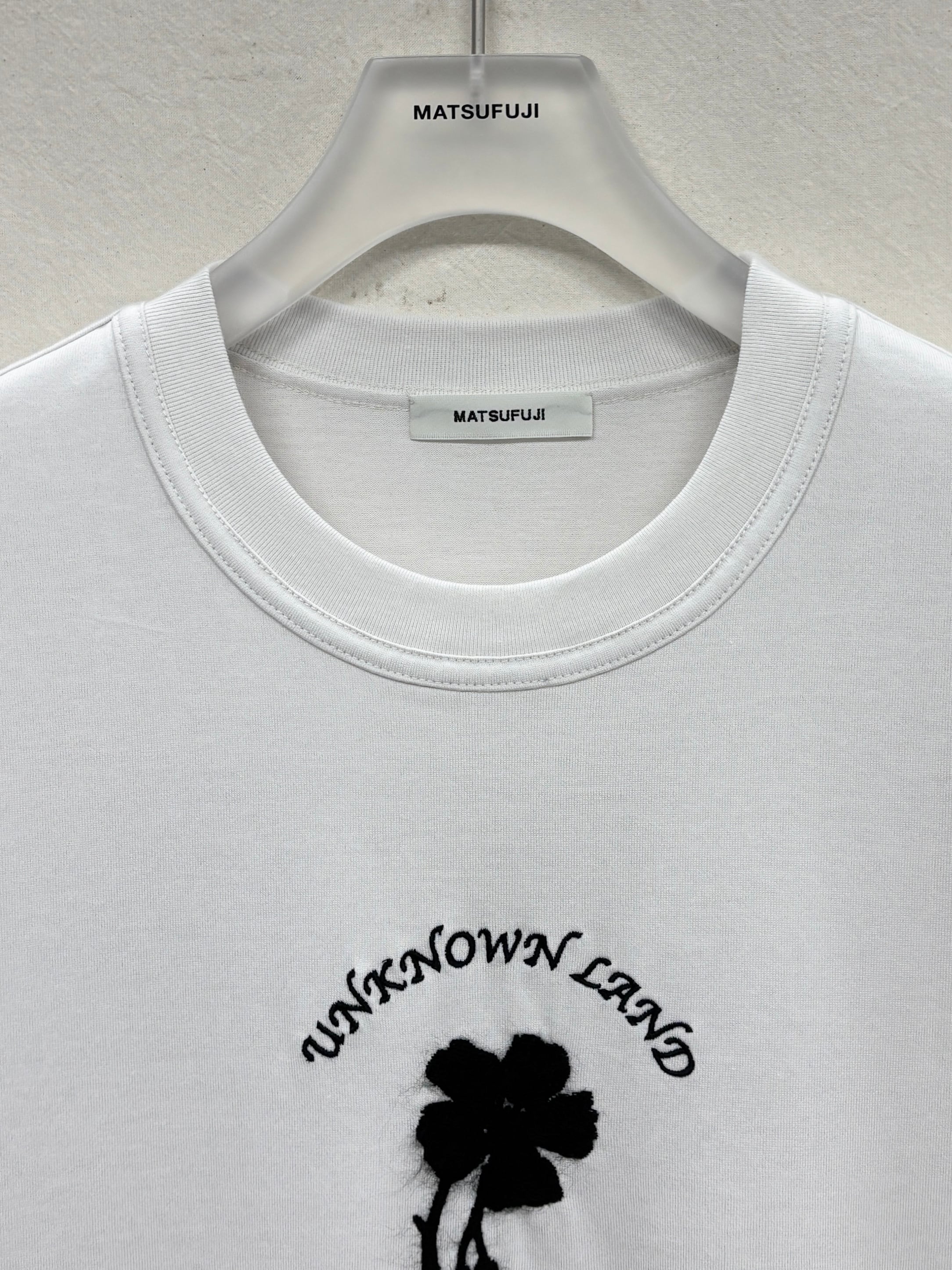 MATSUFUJI / Embroidery Short Sleeve T-shirt (OFF) | THE MODERN AGE
