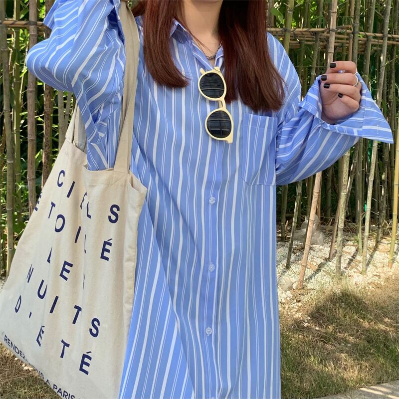 ワンピース レディース シャツワンピース シャツジャケット ロングシャツ 長袖 襟付き かわいい 大人可愛い カジュアル おしゃれ お洒落 かっこいい こなれ感 ラフ 主役級 存在感 ストリート ストライプ 春 夏 10代 20代 30代 40代 ママ 学生 通学 デート お出かけ 女子会 休日 着回し 普段使い 重ね着 韓国 韓国系 送料無料 ファッション コーデ スタイル 体型カバー トレンド 流行 インスタ映え ゆったり ゆる フリーサイズ