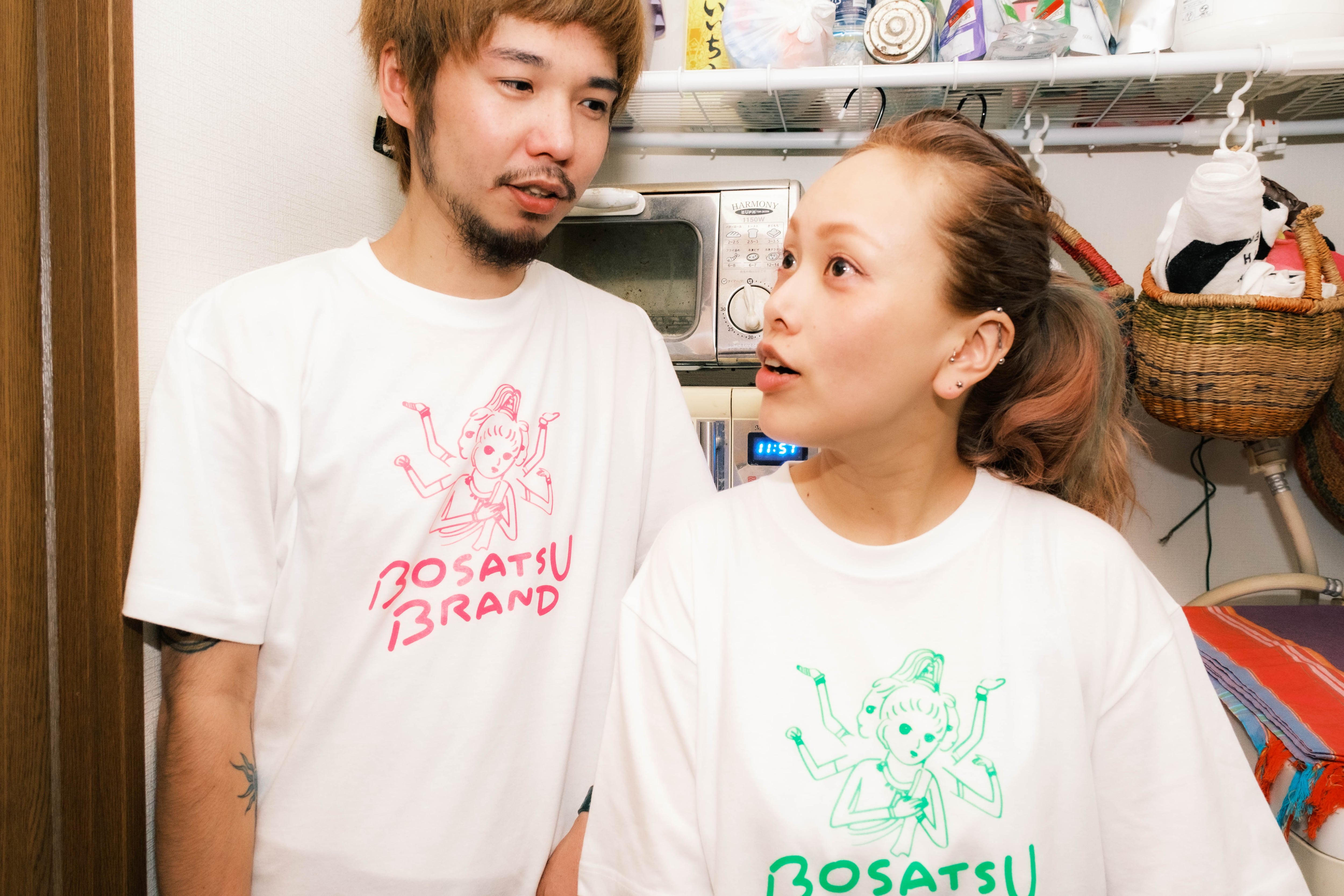 阿修羅 仏像 Tシャツ (プリント) 6.2oz ホワイト/蛍光グリーン