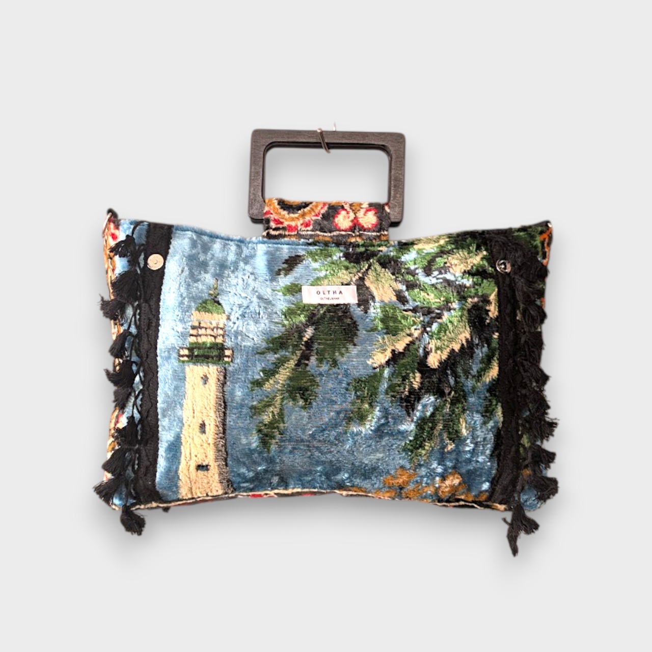Vintage Tapestry Convertible Side Tassel Bag – Coastal Scene