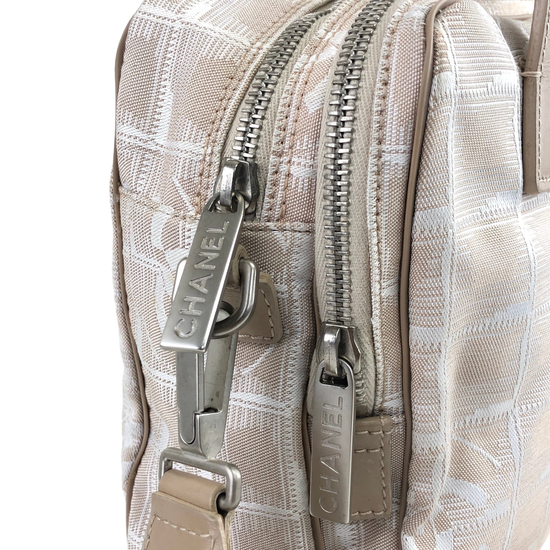 CHANEL シャネル ニュートラベルライン 2way ショルダーバッグ CHANEL シャネル ニュートラベルライン 2way ショルダーバッグ